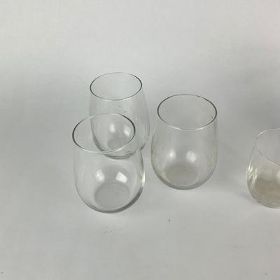 K49 Lot of Glasses with Large Glass Pitcher