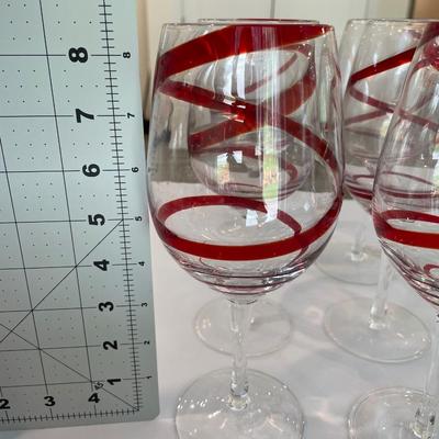 Set of 6 Pier 1 Swirline Red Balloon Wine glasses