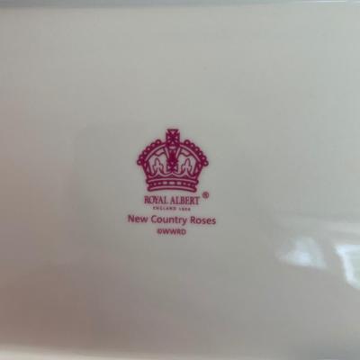 Royal Albert Old County Roses Set of 35 Pieces