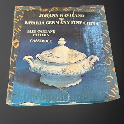 Johann Haviland “Blue Garland” Fine China Dinnerware Set – Bavaria Germany