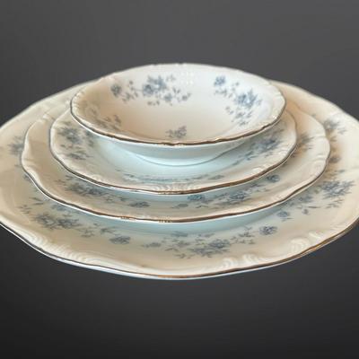 Johann Haviland “Blue Garland” Fine China Dinnerware Set – Bavaria Germany