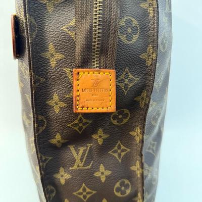 Louis Vuitton Monogram Tote (tear on side)