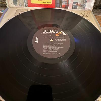 Sale Photo Thumbnail #19: Album Speedway, an original soundtrack album from the Metro-Goldwyn-Mayer picture of the same name, featuring Elvis Presley. The album, released by RCA Victor in both mono and stereo (LPM/LSP 3989) on June 25, 1968, serves as the soundtrack for the 1968 f