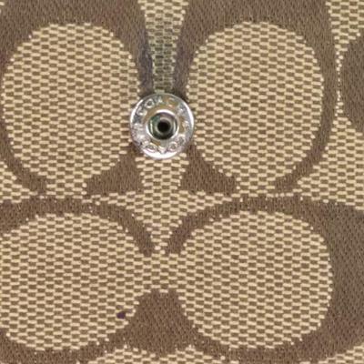 Lot 24: Coach Signature Hobo Bag - With Wallet & Bill Fold