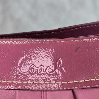 Lot 40: Coach Soho Pleated Lilac Leather Satchel Bag - Pink