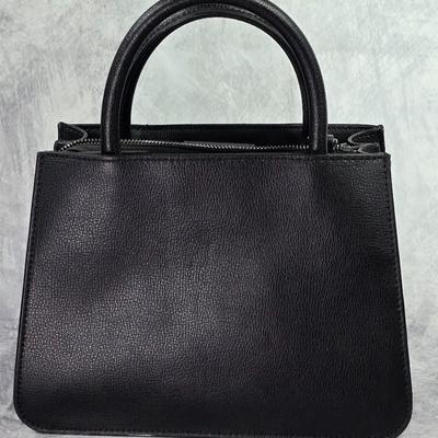 Lot 43: Karl Lagerfeld Paris Harlow Leather Handbag