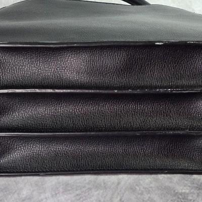 Lot 43: Karl Lagerfeld Paris Harlow Leather Handbag