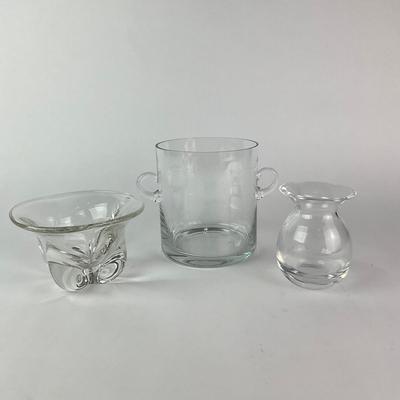 059 Glass Vases and Champagne Bucket