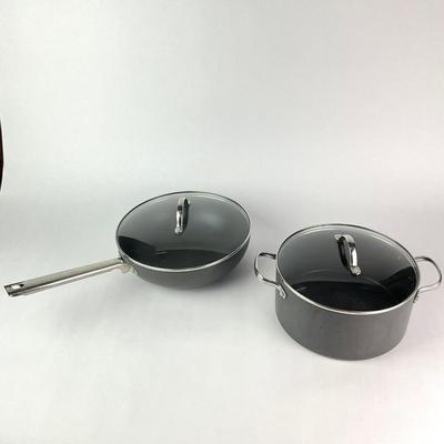 061 Pair Of Thomas Pan & Pot With Glass Lids