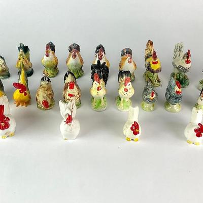 065 Chickens And Roosters Salt And Pepper Shakers