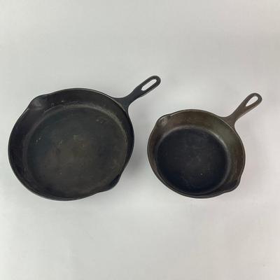 067 Pair of Cast Iron Pans