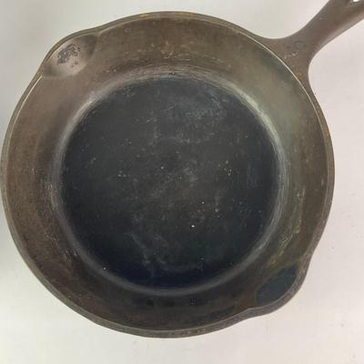 067 Pair of Cast Iron Pans