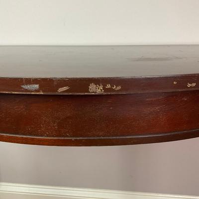 074 Federal Style Half-Moon Mahogany Demi-Lune Table