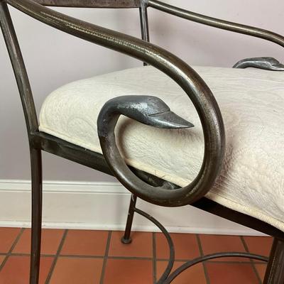 078 Metal/Wrought Iron Chair With Cushion