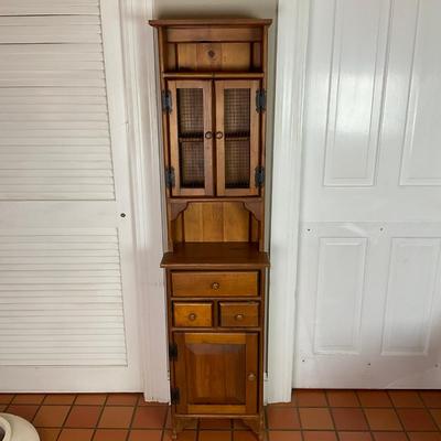080 Amish-Style Country Kitchen Cabinet