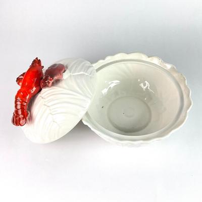 082 Lobster Covered Serving Bowl
