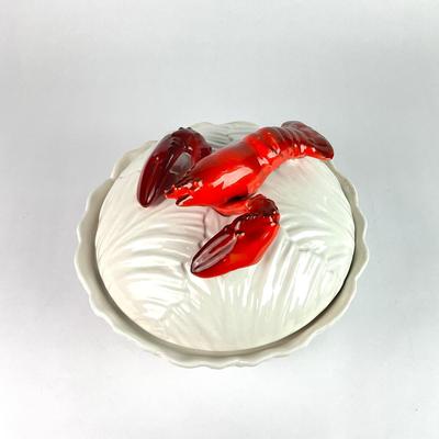 082 Lobster Covered Serving Bowl