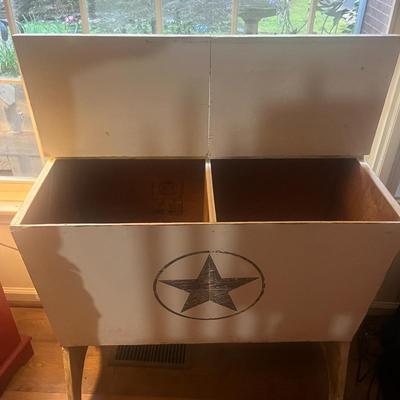 Rustic Wooden Painted Bin (LR-MG)