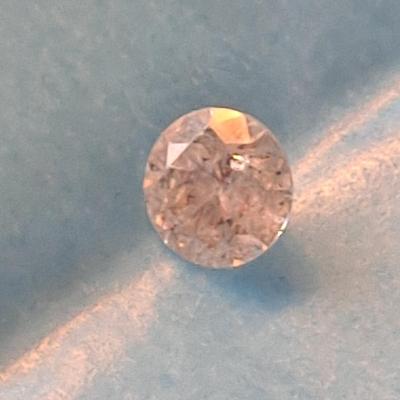 IGI CERTIFIED NATURAL DIAMOND 0.52CT