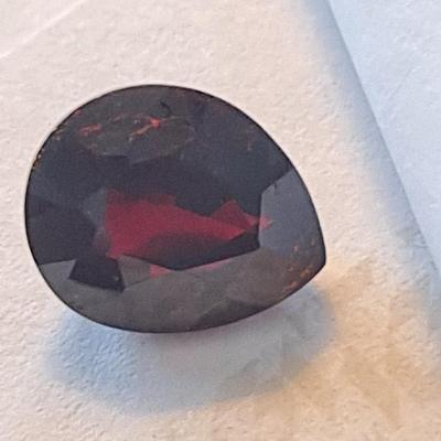 IGI CERTIFIED NATURAL GARNET 5.53 cts