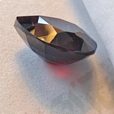 IGI CERTIFIED NATURAL GARNET 5.53 cts