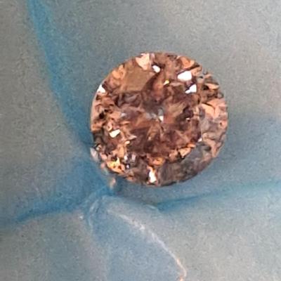 IGI CERTIFIED NATURAL DIAMOND 0.72 ct