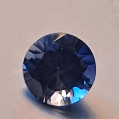 IGI CERTIFIED LAB GROWN SAPPHIRE 8.57ct