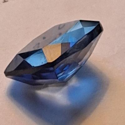 IGI CERTIFIED LAB GROWN SAPPHIRE 11.5 cts