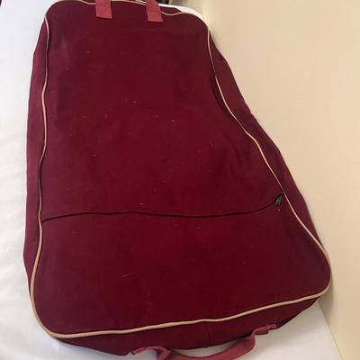 Three Land’s End Garment Bags (GB1-MG)
