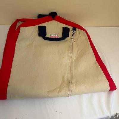 Three Land’s End Garment Bags (GB1-MG)