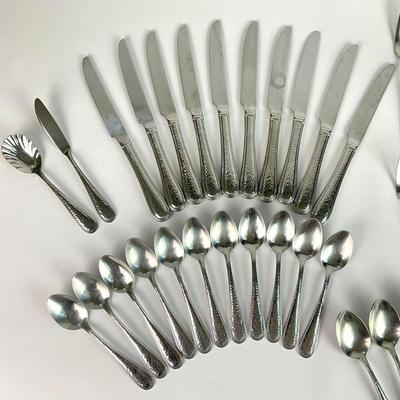 K86 Reed & Barton 50pc "Dorado" Stainless Flatware Set