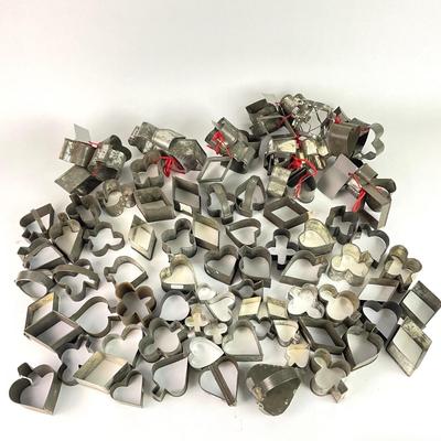 K98 Large Assortment Antique Deck of Card Suit Cookie Cutters