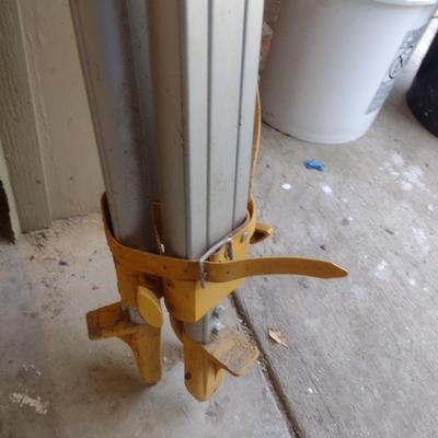 Aluminum Frame Transit Tripod