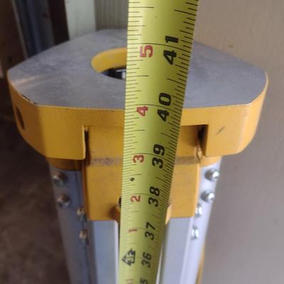 Aluminum Frame Transit Tripod