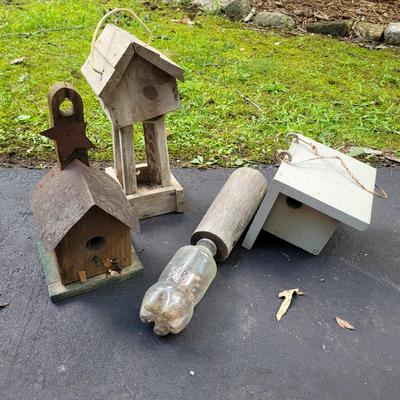 Large Lot of Birdhouses (S-EL)