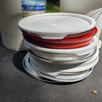 Large Lot of Plastic Buckets (S-EL)