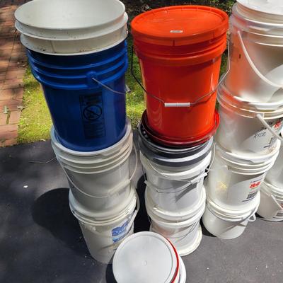 Large Lot of Plastic Buckets (S-EL)