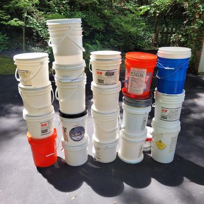 Large Lot of Plastic Buckets (S-EL)