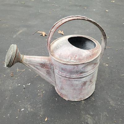Metal Watering Cans and Buckets (S-EL)