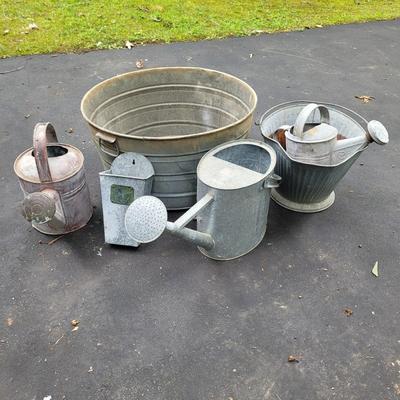 Metal Watering Cans and Buckets (S-EL)