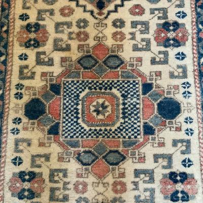 PR127 Oriental Wool Rug