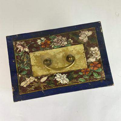 L136 Antique Oriental Mahjong Box with 5 Small Drawers