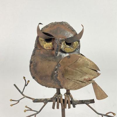 L148 Vintage Folk Art Metal Owl Sculpture