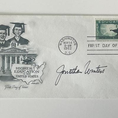 Comic actor Jonathan Winters signed cover