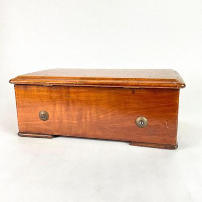 L150 Antique Wooden Music Box