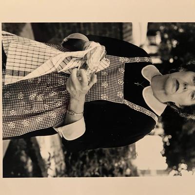 Lynn Redgrave unsigned photo