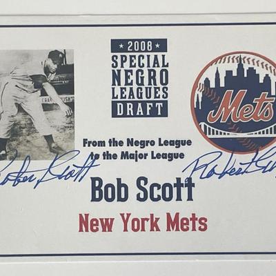 Mets baseball player Robert Scott signed card