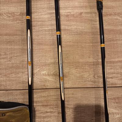 Junior Left Handed Golf Clubs and Bag