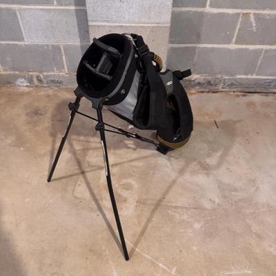Junior Left Handed Golf Clubs and Bag