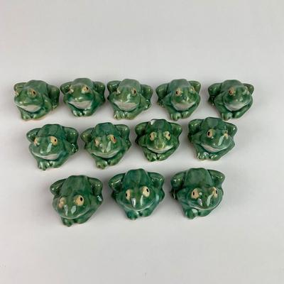 PR161 12 Clay Painted Decorative Frogs